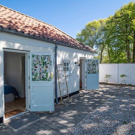 Villa Strand Hornbæk エクステリア 写真